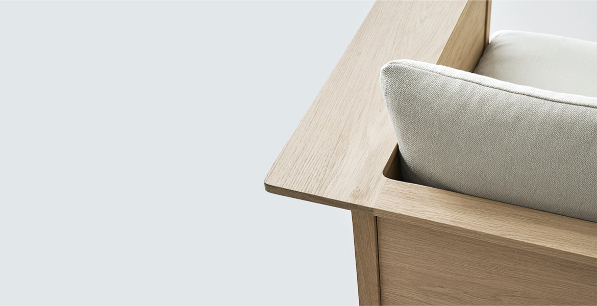 Covent <br> Lounge Chair